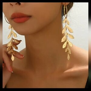Gold Leaf Drop Earrings
